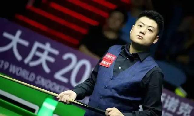 梁文博“为生存妥协”：是真委屈，还是甩锅式洗白？