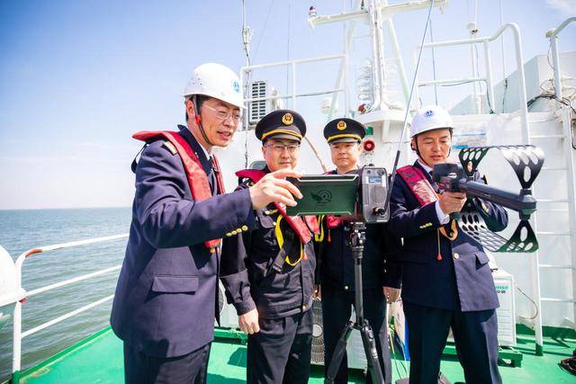 备战“五一”！青岛六部门在胶州湾开展联合巡航执法行动
